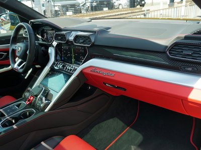 2020 Lamborghini URUS — миниатюра 17