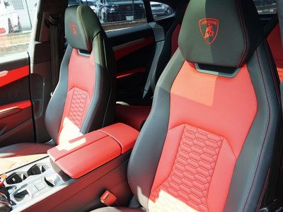 2020 Lamborghini URUS — миниатюра 22