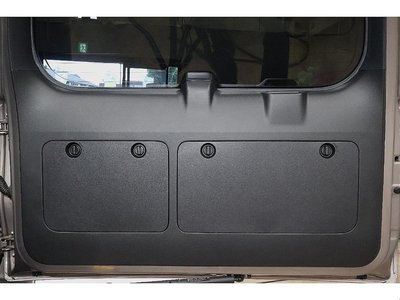 2018 Toyota LAND CRUISER PRADO thumbnail 12