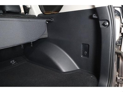 2018 Toyota LAND CRUISER PRADO thumbnail 11