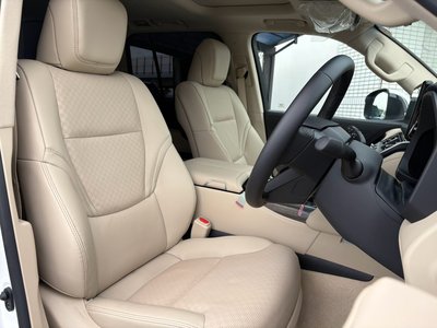 2023 Toyota LAND CRUISER 300 photo 9