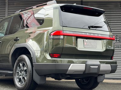 2025 LEXUS GX — фото 10