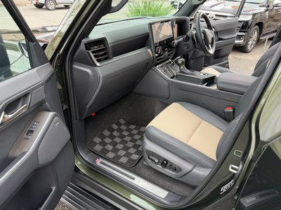 صورة مصغرة 25 لـ 2025 Lexus GX