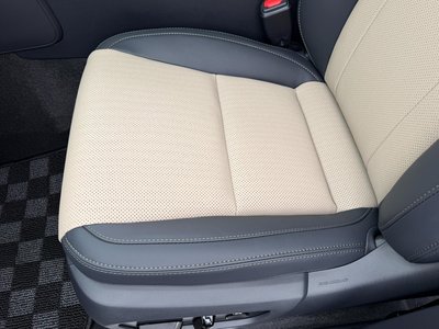صورة مصغرة 27 لـ 2025 Lexus GX