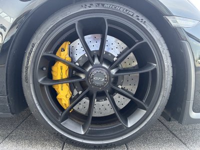 PORSCHE 911 - 4