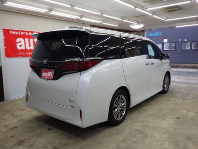 TOYOTA ALPHARD - 8