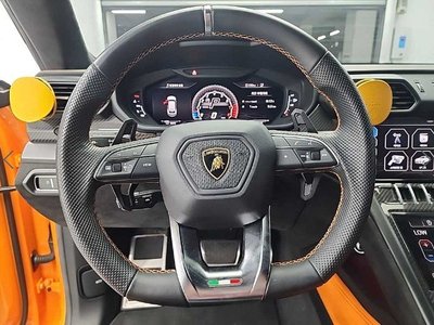 LAMBORGHINI URUS - 9