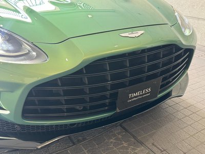 2023 Aston Martin DBX — миниатюра 15