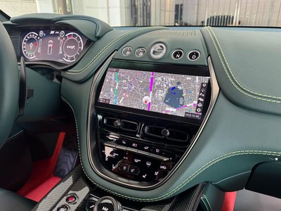 2023 Aston Martin DBX — миниатюра 48