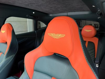 2023 Aston Martin DBX — миниатюра 37