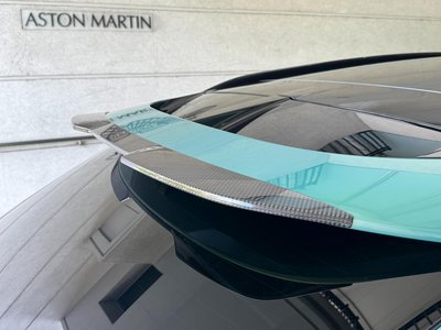 2023 Aston Martin DBX — миниатюра 22