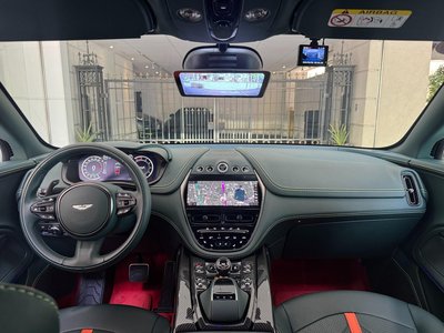 2023 Aston Martin DBX — миниатюра 44