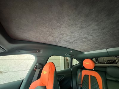 2023 Aston Martin DBX — миниатюра 40
