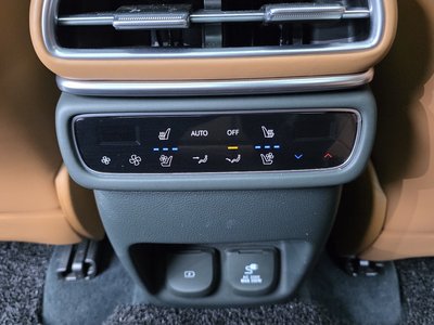 2024 Genesis GV80 — миниатюра 19