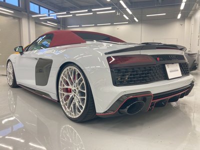 AUDI R8 SPIDER - 10