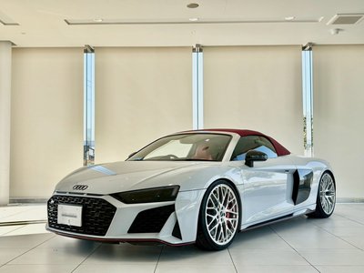 AUDI R8 SPIDER - 2