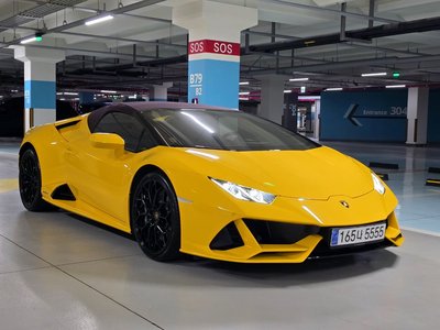 2023 Lamborghini HURACAN photo 7