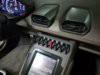 صورة مصغرة 13 لـ 2023 Lamborghini HURACAN