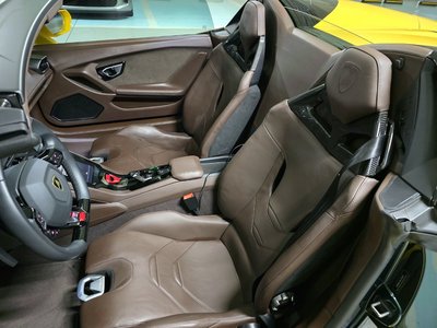 صورة مصغرة 17 لـ 2023 Lamborghini HURACAN