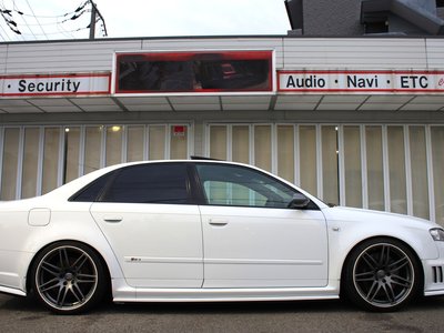 AUDI RS4 - 8