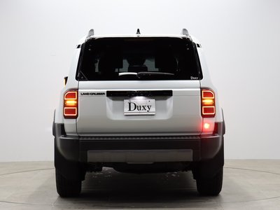 TOYOTA LAND CRUISER 250 - 8