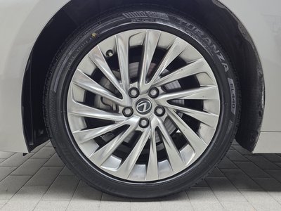 صورة 6 لـ 2021 Lexus ES