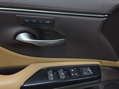 2021 Lexus ES 缩略图 30