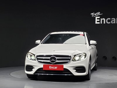 صورة 2 لـ 2019 Mercedes-BENZ E-CLASS