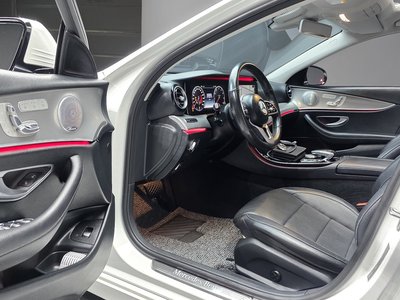 2019 Mercedes-BENZ E-CLASS 缩略图 19