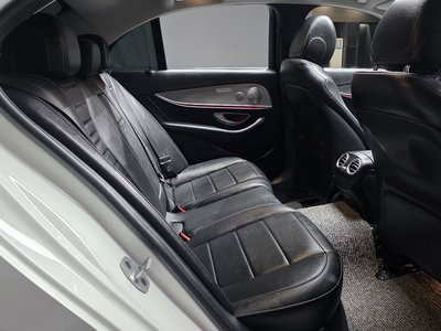 2019 Mercedes-BENZ E-CLASS 缩略图 22