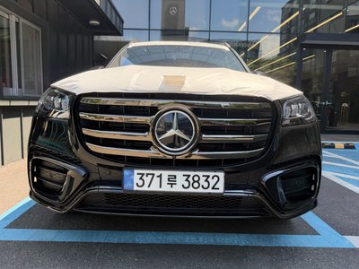 MERCEDES-BENZ GLS - 2