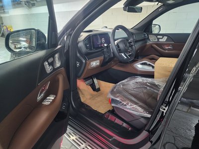 MERCEDES-BENZ GLS - 4