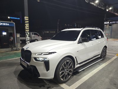 BMW X7 - 1