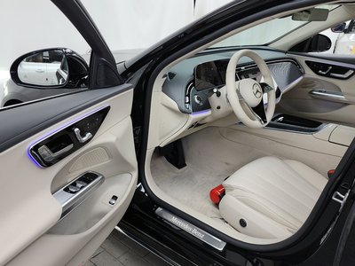 MERCEDES-BENZ E-CLASS - 10