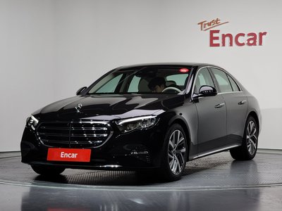 MERCEDES-BENZ E-CLASS - 1