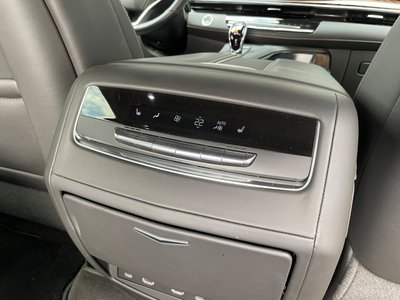 2023 Cadillac ESCALADE 缩略图 17