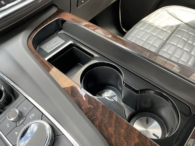 2023 Cadillac ESCALADE 缩略图 60