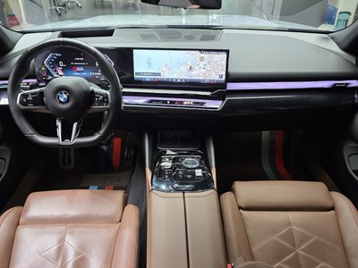 صورة 5 لـ 2023 BMW 5 SERIES