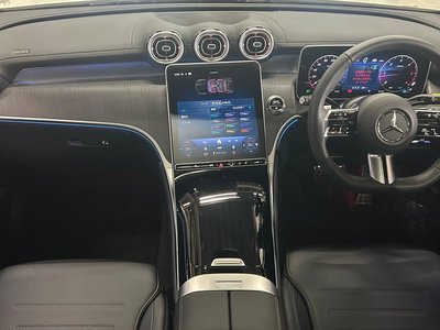 صورة 10 لـ 2025 Mercedes-BENZ GLC