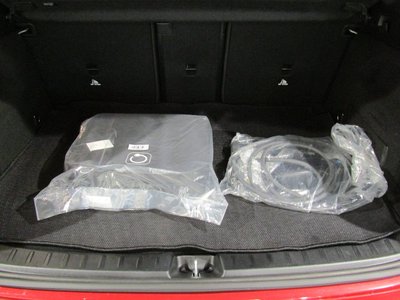 MERCEDES-BENZ EQA - 7