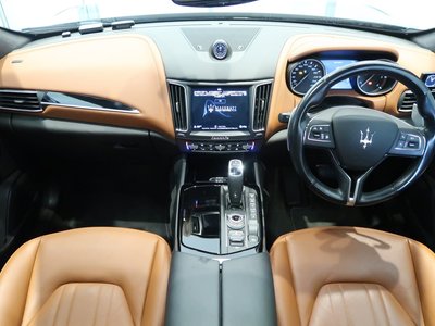 MASERATI LEVANTE - 3