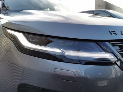 صورة 8 لـ 2025 LAND Rover RANGE ROVER EVOQUE