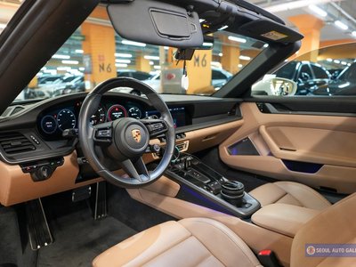 PORSCHE 911 TARGA - 7