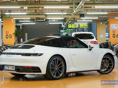 PORSCHE 911 TARGA - 5