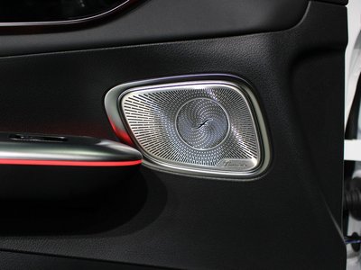 صورة 4 لـ 2025 Mercedes-BENZ GLC AMG