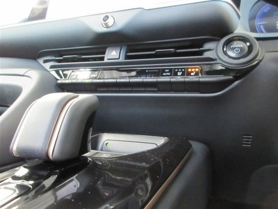 صورة مصغرة 34 لـ 2024 Toyota CROWN SPORT