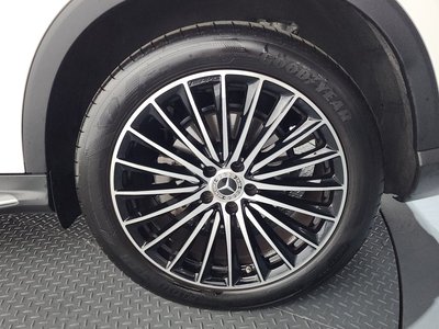 MERCEDES-BENZ GLC - 8