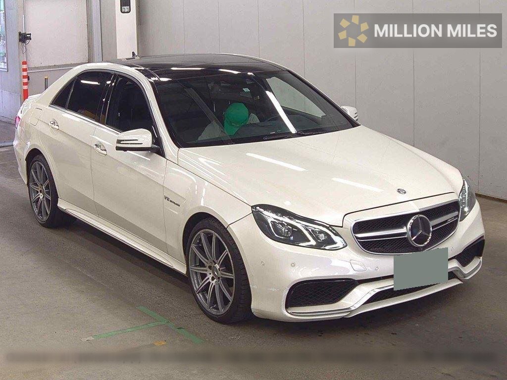 MERCEDES-BENZ E-CLASS - View 1