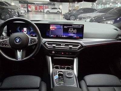 BMW I4 - 5