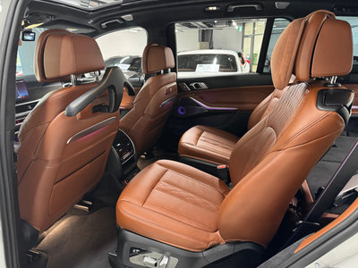 2023 BMW X7 thumbnail 12